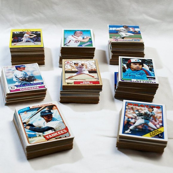 100 Topps Baseball Cards Sports Trading Rookies 70s 80s 90s Old Vintage Mint - Picture 1 of 4